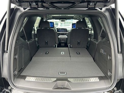 New 2026 Chevrolet Tahoe High Country image 25