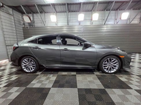 Used 2020 Honda Civic Sport image 9