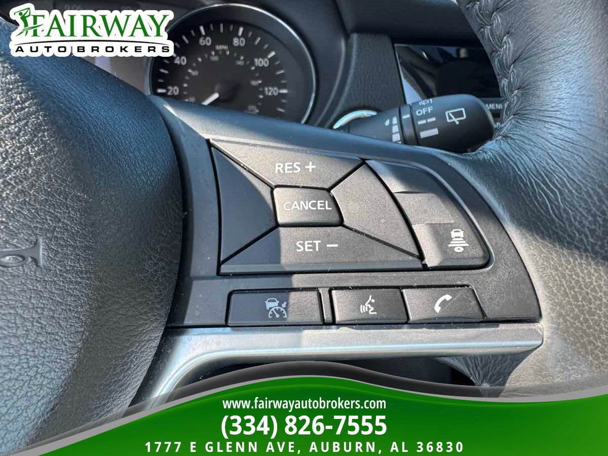 Used 2018 Nissan Rogue SL w/ Premium Package FWD image 20