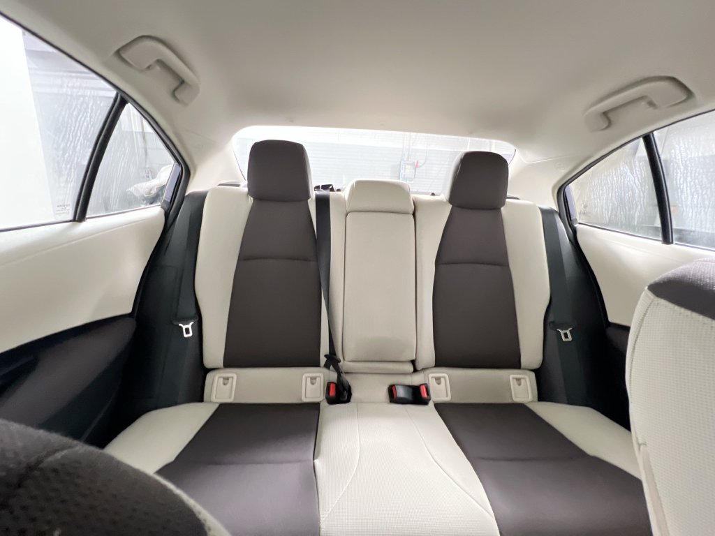 Used 2025 Toyota Corolla LE FWD image 29
