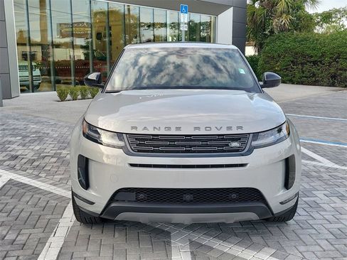 New 2026 Land Rover Range Rover Evoque S image 8