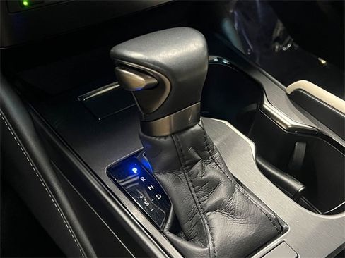 Certified 2023 Lexus ES 350 w/ Premium Package image 21