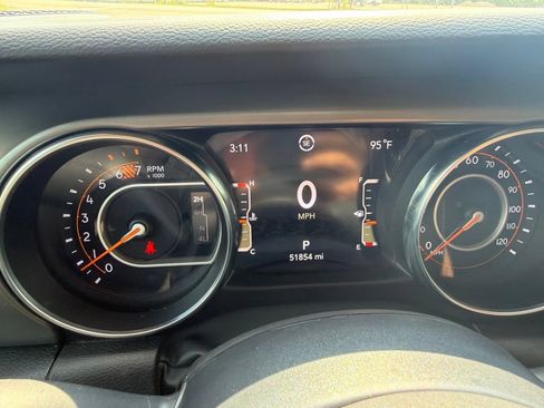 Used 2022 Jeep Wrangler Unlimited Sport AWD/4WD image 18
