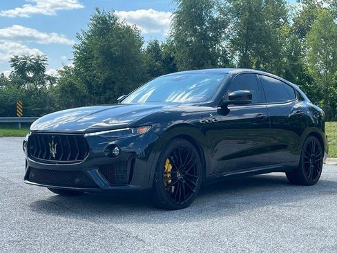 Used 2022 Maserati Levante Modena S AWD/4WD image 3