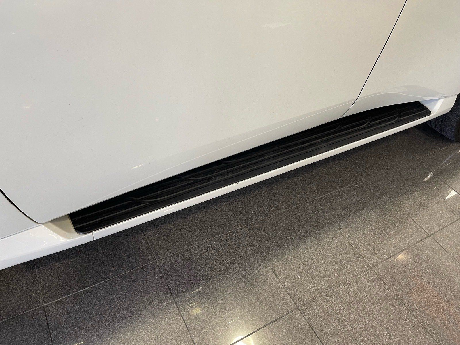 Used 2025 INFINITI QX80 Sensory AWD/4WD image 22