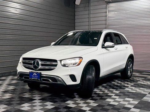 Used 2022 Mercedes-Benz GLC 300 300 4MATIC AWD SUV image 42