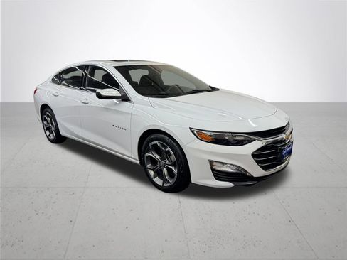 Used 2023 Chevrolet Malibu LT FWD image 9