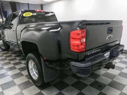 Used 2016 Chevrolet Silverado 3500 High Country image 10