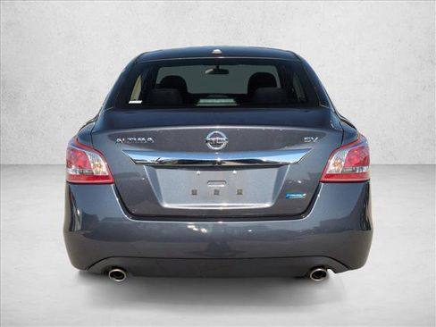 Used 2013 Nissan Altima 2.5 SV FWD image 6