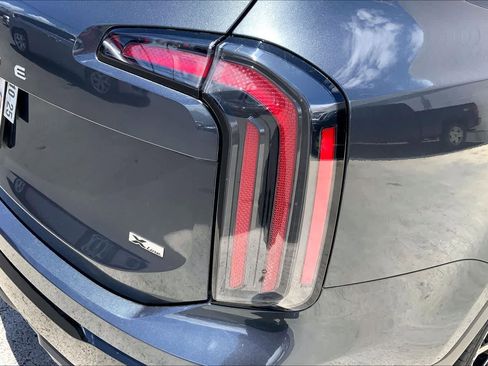 Used 2024 Kia Telluride EX X-Line AWD/4WD image 32