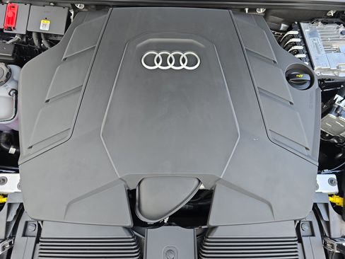 New 2026 Audi Q8 Prestige image 31