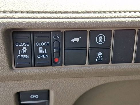 Used 2021 Honda Odyssey EX-L image 24