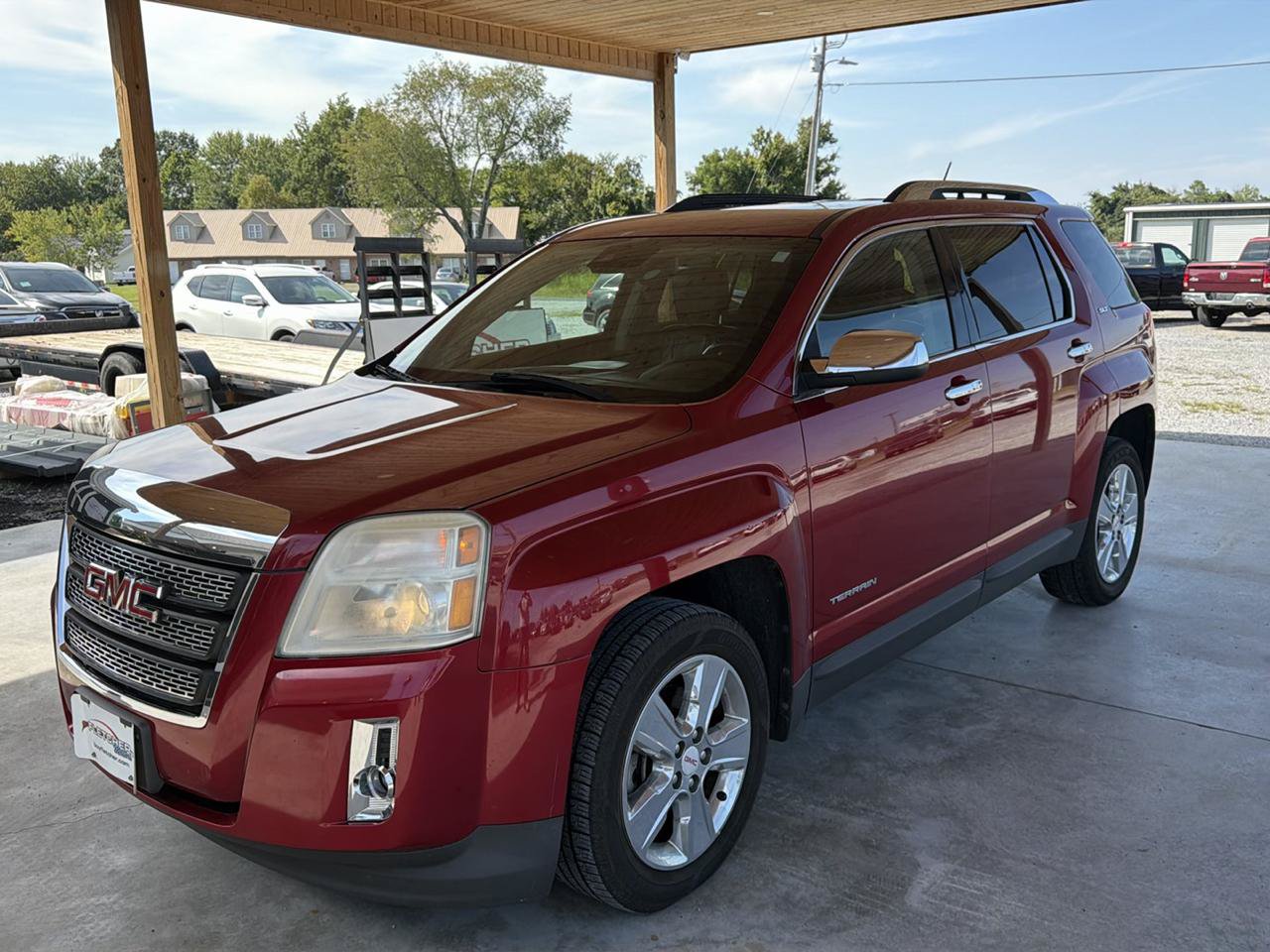 Used 2014 GMC Terrain SLT FWD image 2