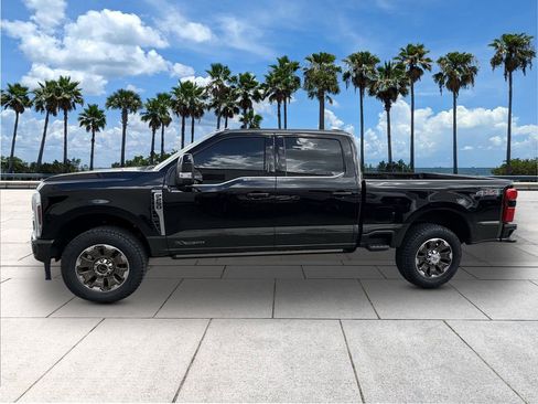 Certified 2024 Ford F250 King Ranch AWD/4WD image 5