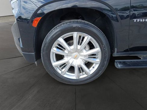 Used 2023 Chevrolet Tahoe High Country image 14