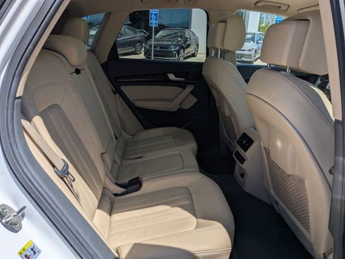 Used 2019 Audi Q5 2.0T Premium Plus w/ Premium Plus Package AWD/4WD image 34