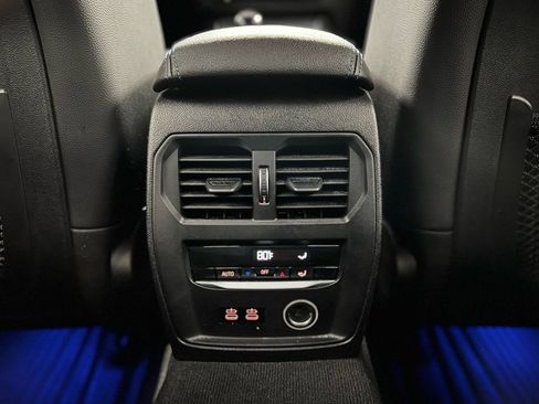 Used 2020 BMW 330i xDrive Sedan w/ M Sport Package image 26