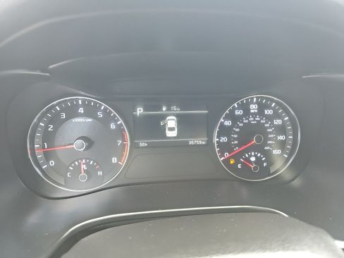 Used 2024 Kia Forte LXS FWD image 17