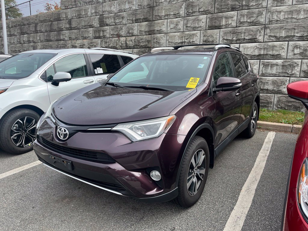 Used 2016 Toyota RAV4 XLE AWD/4WD image 3