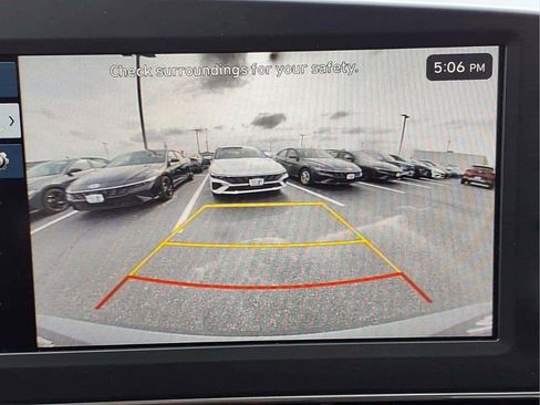 New 2026 Hyundai Elantra SE FWD image 14