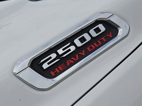 New 2026 RAM 2500 Tradesman AWD/4WD image 8