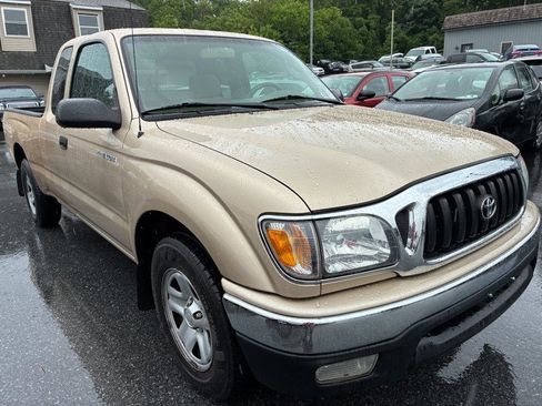 Used 2004 Toyota Tacoma 2WD Xtracab image 1
