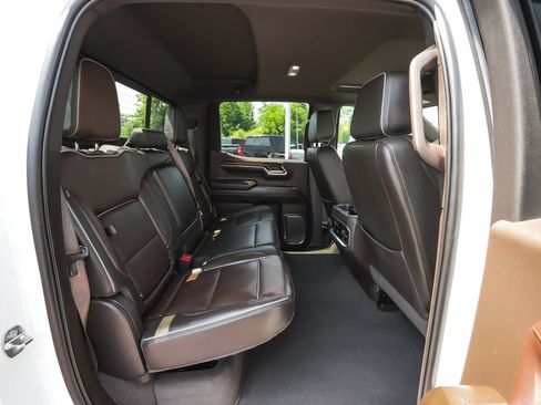 Used 2024 GMC Sierra 1500 Denali w/ Denali Reserve Package AWD/4WD image 40
