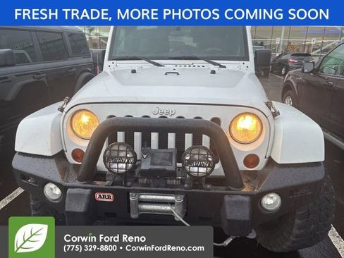 Used 2012 Jeep Wrangler Unlimited Rubicon w/ Connectivity Group image 2