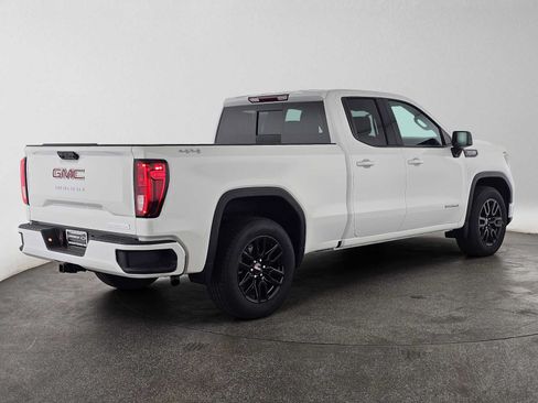 Used 2025 GMC Sierra 1500 Elevation w/ Preferred Package AWD/4WD image 3