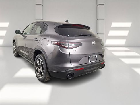 New 2025 Alfa Romeo Stelvio Sprint w/ Convenience Package image 10