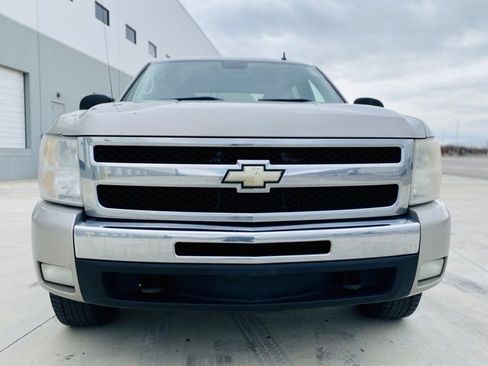 Used 2009 Chevrolet Silverado 1500 LT w/ Power Pack Plus image 2