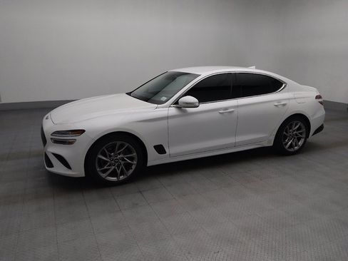 Used 2022 Genesis G70 2.0T RWD image 2