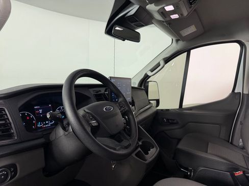 Used 2024 Ford Transit 350 XLT image 23