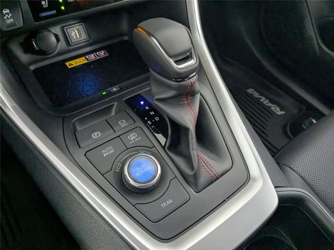 New 2025 Toyota RAV4 XSE image 18