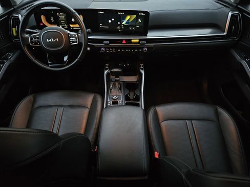 Used 2024 Kia Sorento S image 30