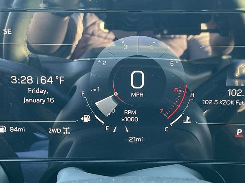 New 2026 GMC Yukon Elevation AWD/4WD image 12