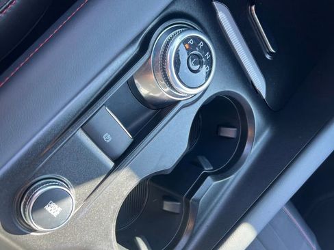 Used 2025 Ford Explorer ST-Line image 32