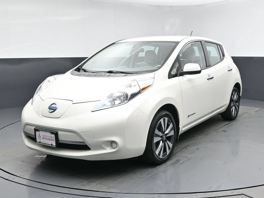Used 2017 Nissan Leaf SV FWD 360° Tour
