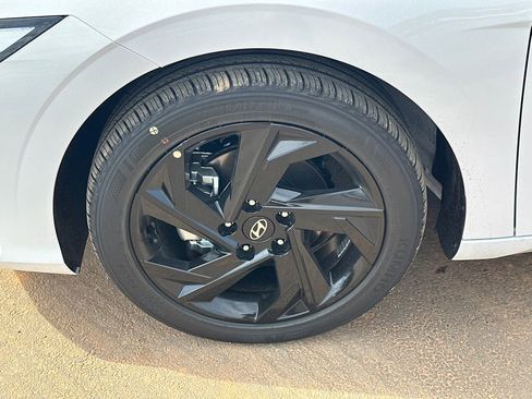 New 2026 Hyundai Elantra Sport image 11