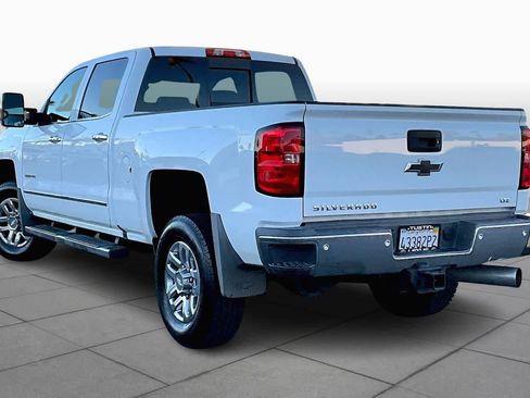 Used 2019 Chevrolet Silverado 2500 LTZ w/ Duramax Plus Package image 11