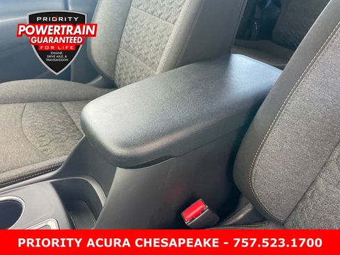 Used 2024 Chevrolet Equinox LT AWD/4WD image 19