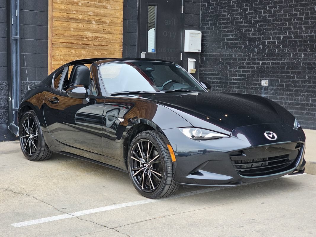 Used 2025 MAZDA MX-5 Miata RF Grand Touring RWD image 8