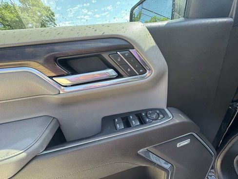 Used 2023 GMC Sierra 1500 SLT w/ SLT Premium Package AWD/4WD image 13