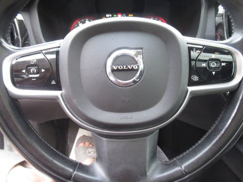 Used 2020 Volvo S60 T6 Momentum w/ Protection Package AWD/4WD image 23