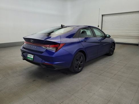 Used 2022 Hyundai Elantra SEL FWD image 9