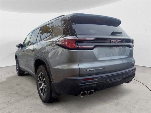 Used 2024 GMC Acadia AT4 image 3