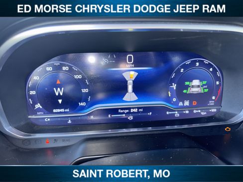 Used 2023 Chevrolet Suburban LT image 15