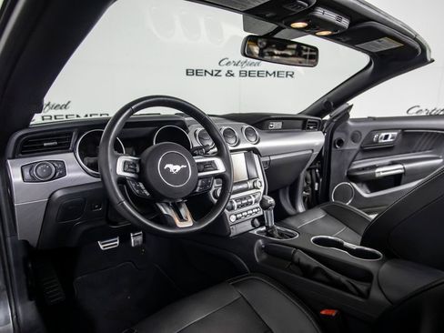 Used 2020 Ford Mustang Premium RWD image 20