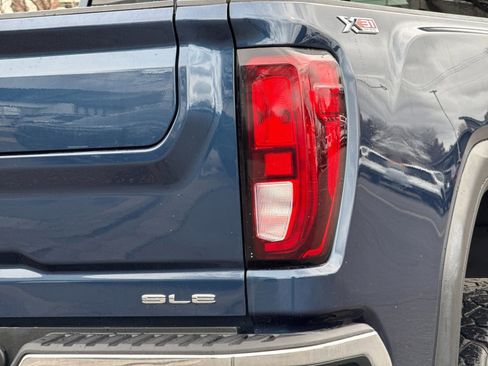 Used 2021 GMC Sierra 2500 SLE w/ X31 Off-Road Package AWD/4WD image 30