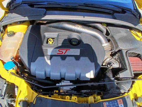 Used 2018 Ford Focus ST FWD image 25